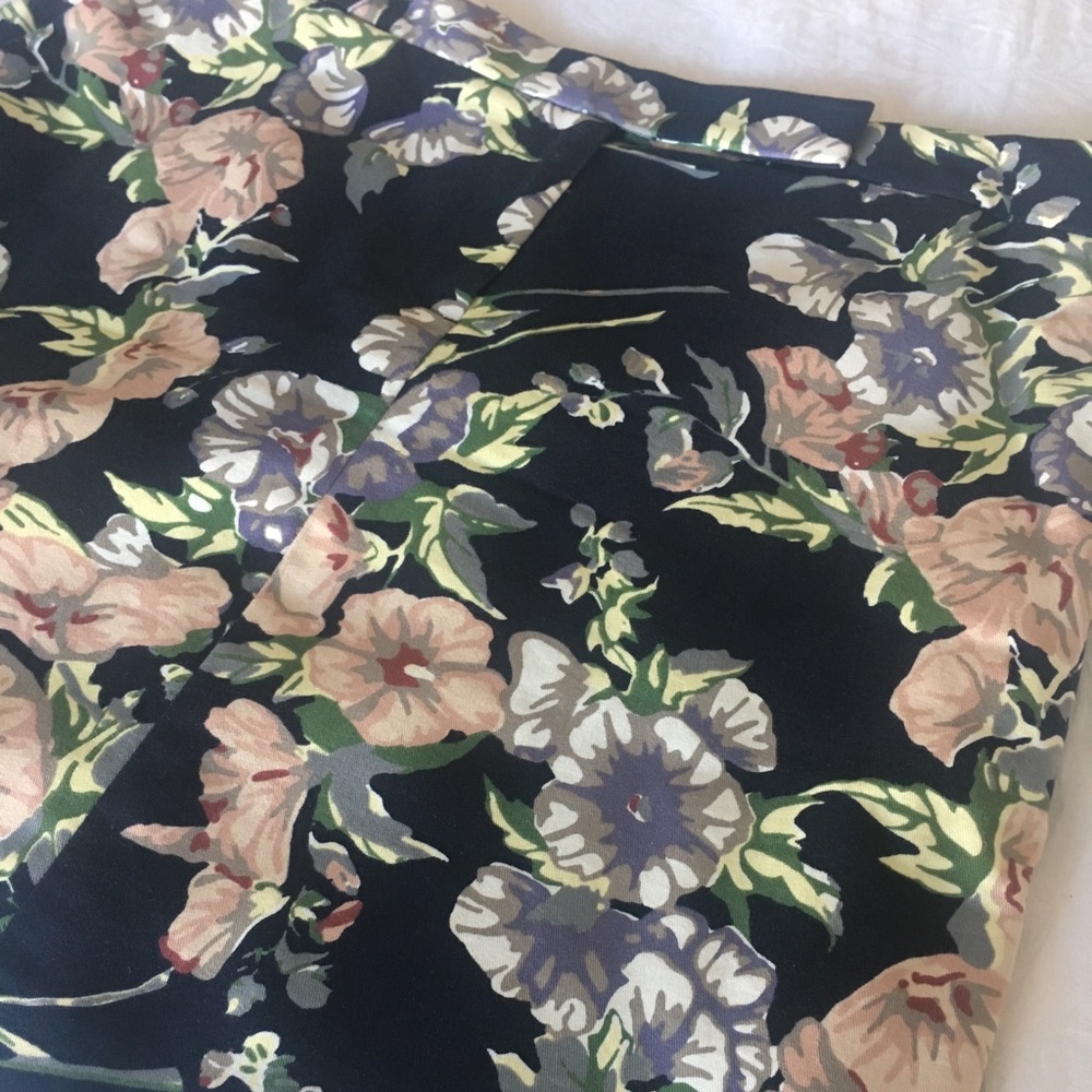 Brooks Brothers floral cotton skirt - Picture 3 of 6